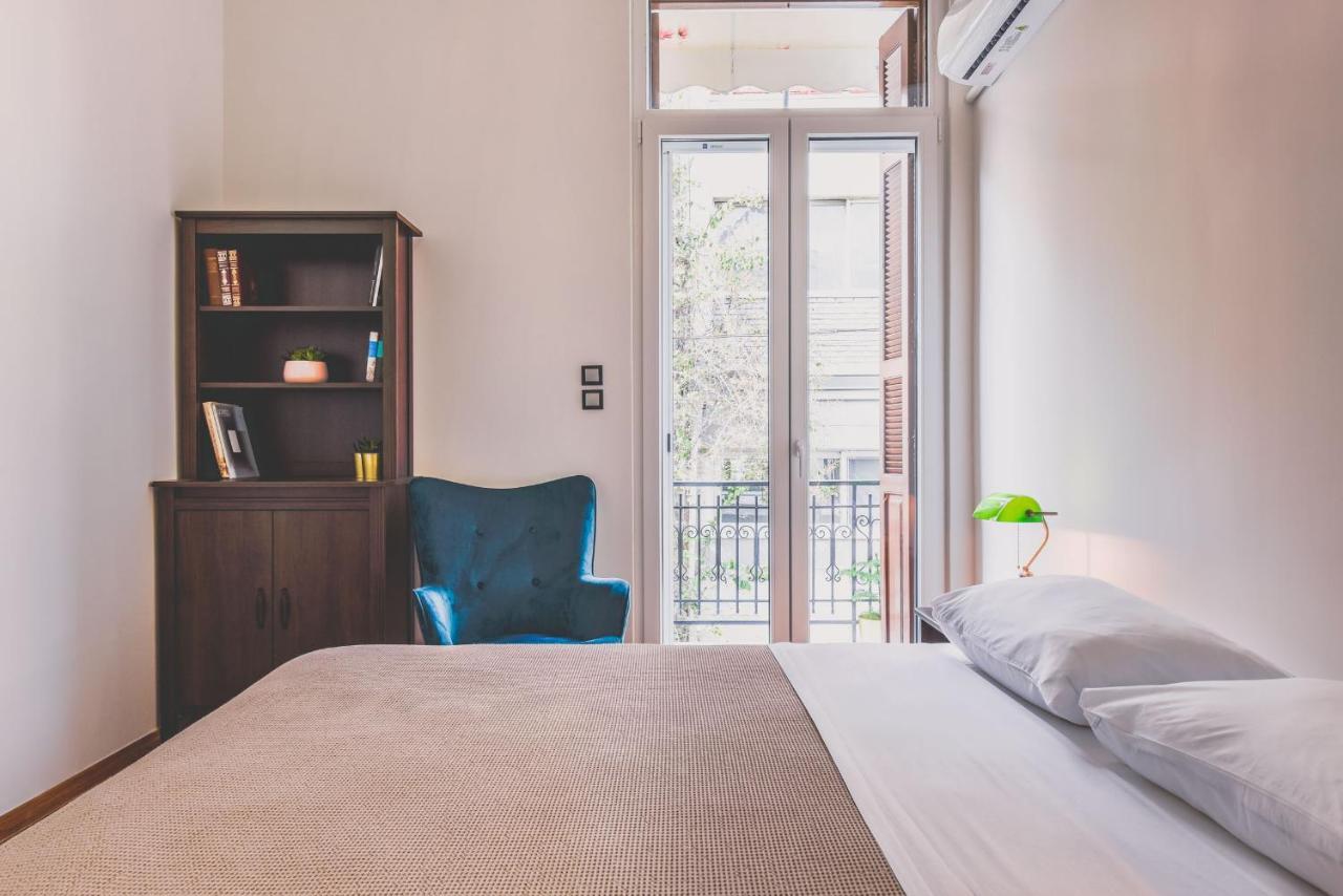 Neoclassical Apartment Near Acropolis - Livingstone Crystal 雅典 外观 照片